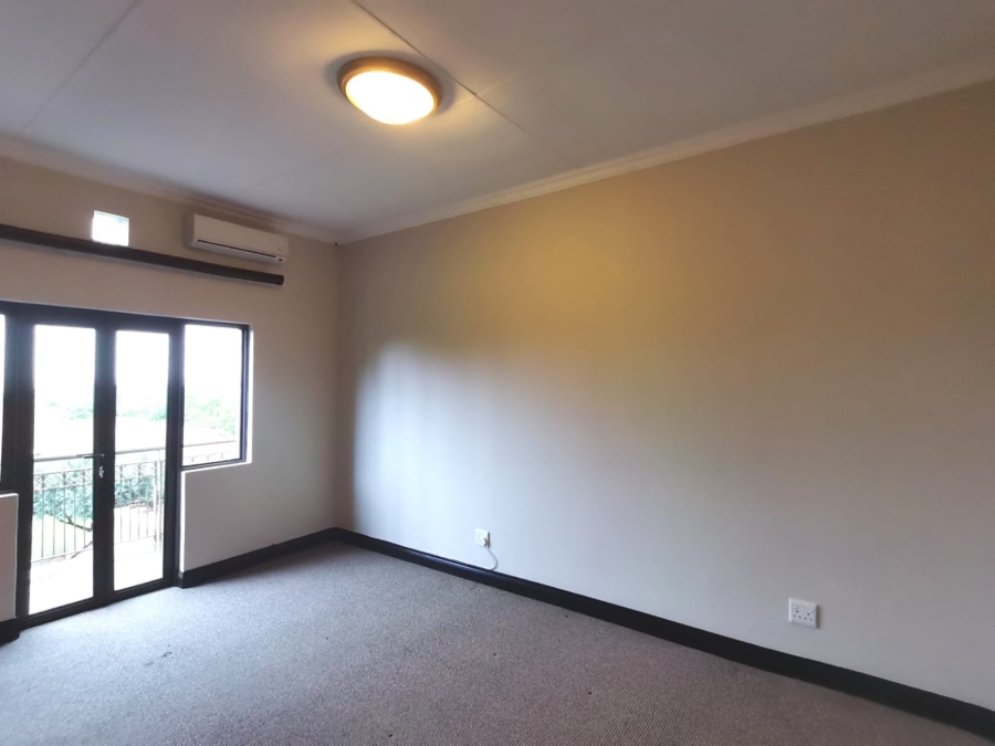 To Let 3 Bedroom Property for Rent in Woodland Hills Free State